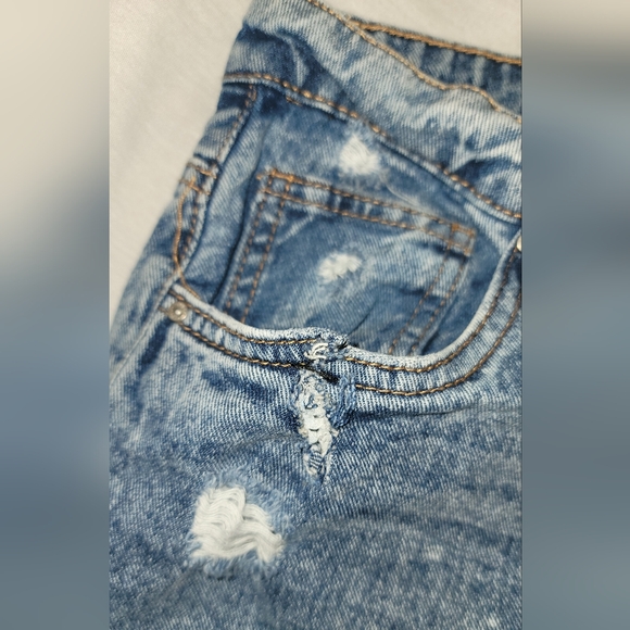 Refuge High Waist Jeans, Size 11 - Picture 2 of 4